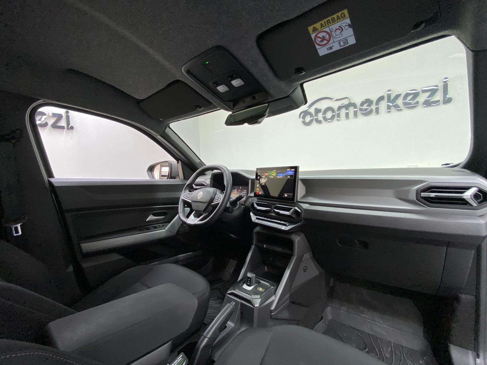 RENAULT DUSTER 23